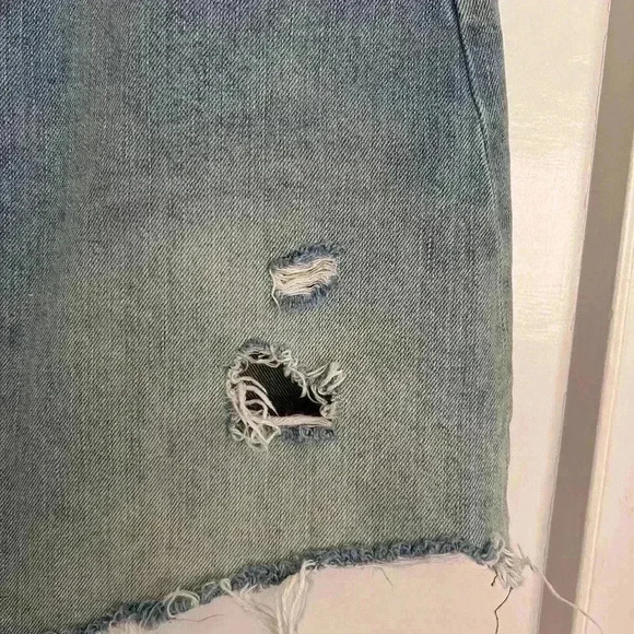 Zara  Woman Distressed Denim Mini Skirt Size 28 - Picture 4 of 9